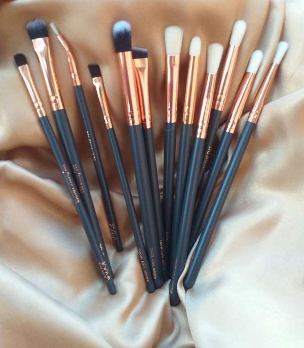 Zoeva eyes brushes